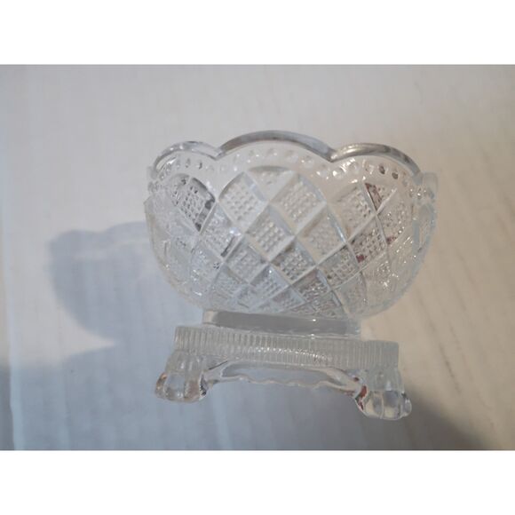 Avon Fostoria Glass Footed Salt Cellar - Picture 1 of 7